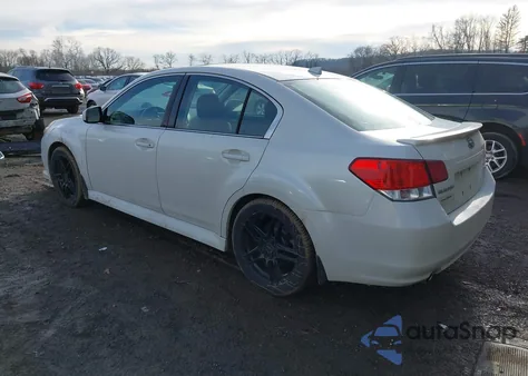 2014 Subaru Legacy 2.5 I Sport z USA, uszkodzony, nr VIN 4S3BMCH61E3003177